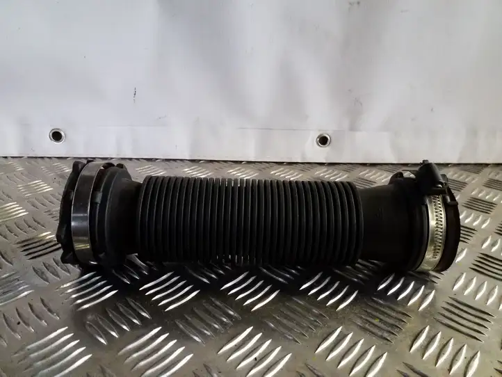Nissan Juke I F15 (2010 - 2018) 8200721179C Трубка подачи воздуха — фото 1