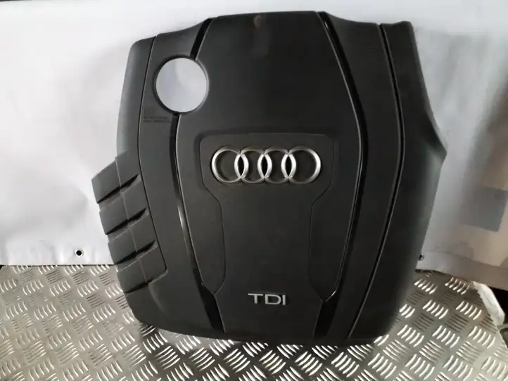 Audi A6 C7 (2011 - 2014) 03L103925AB Крышка двигателя декоративная — фото 3