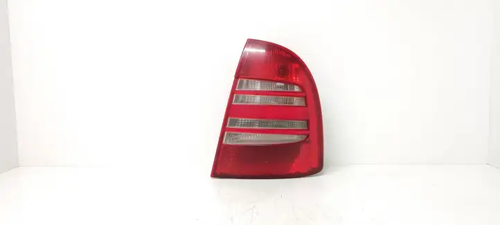 Skoda Superb B5 (3U) (2001 - 2008) 3U5945112 Задний фонарь в кузове — фото 1