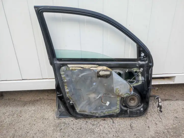 Nissan Micra (2003 - 2007) Дверь — фото 3