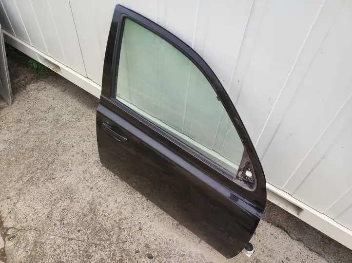 Nissan Micra (2003 - 2007) Дверь — фото 9