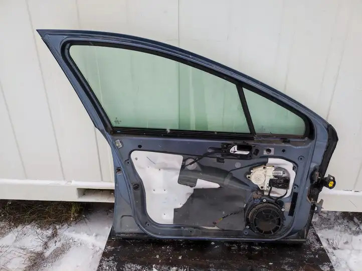 Peugeot 407 (2004 - 2011) Дверь — фото 3