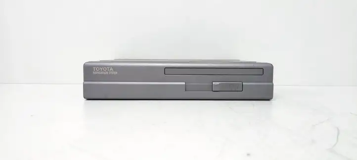 Toyota Previa (XR30, XR40) II (2000 - 2006) 0866200840 CD/DVD чейнджер — фото 1