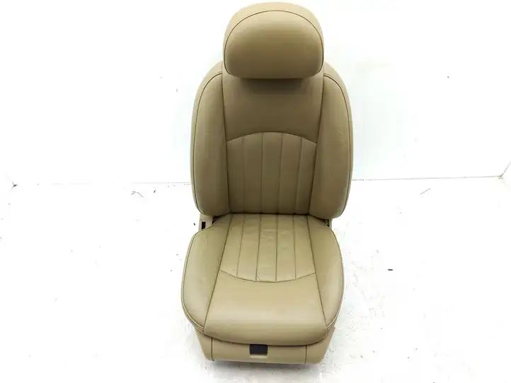 Mercedes-Benz CLS C219 (2003 - 2011) Переднее сиденье пассажира — фото 1