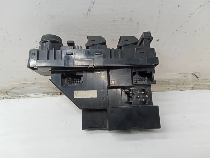 BMW X5 E53 (1999 - 2006) 6944551 Кнопка стеклоподъемников — фото 3