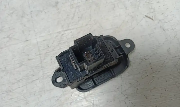 Volvo S40 (2007 - 2012) 30773217 Кнопка стеклоподъемников — фото 3