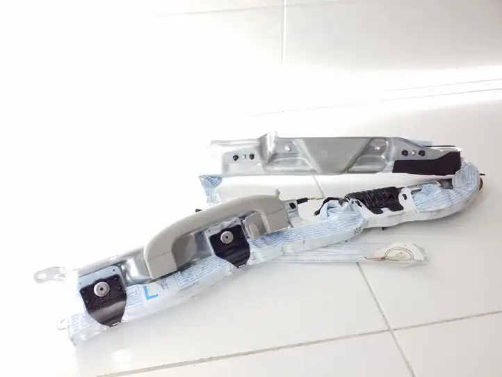 BMW X1 E84 (2009 - 2015) 84299117711Y Боковая подушка безопасности шторка — фото 2