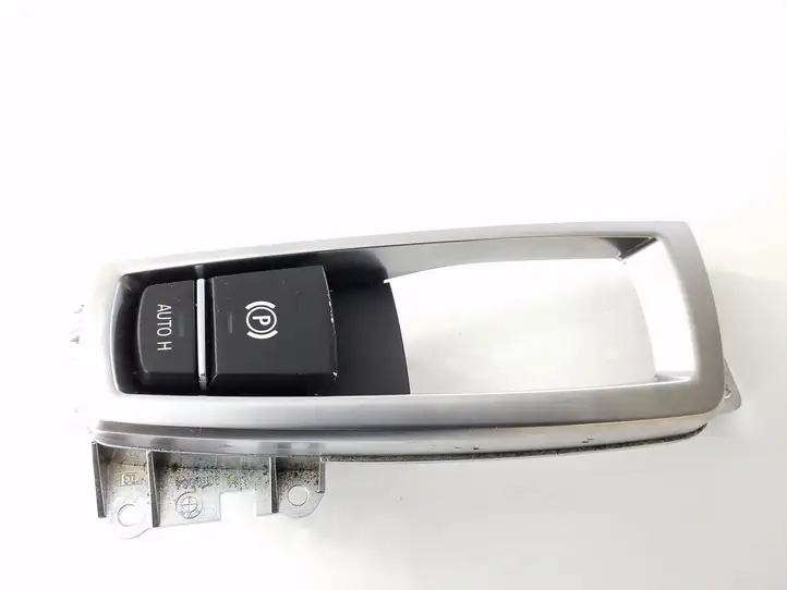 BMW 5 F10 F11 (2009 - 2016) 921759401 Кнопка ручного тормоза — фото 1