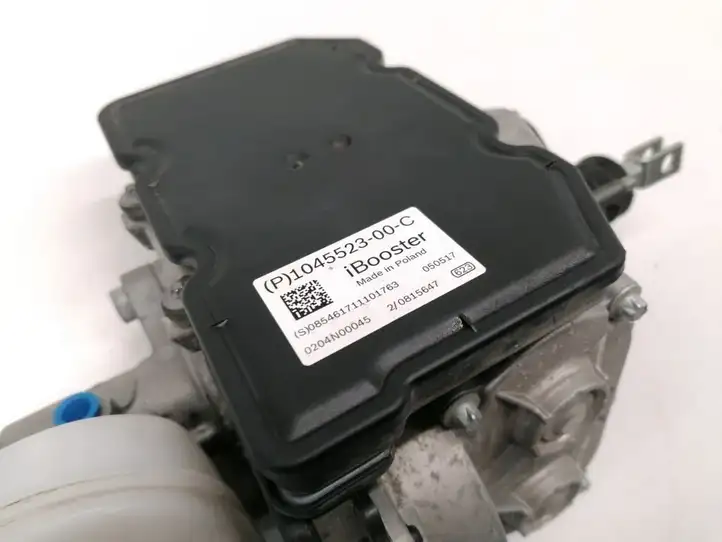 Tesla Model X (2015 - 2021) 1045523-00-C Главный тормозной цилиндр — фото 2