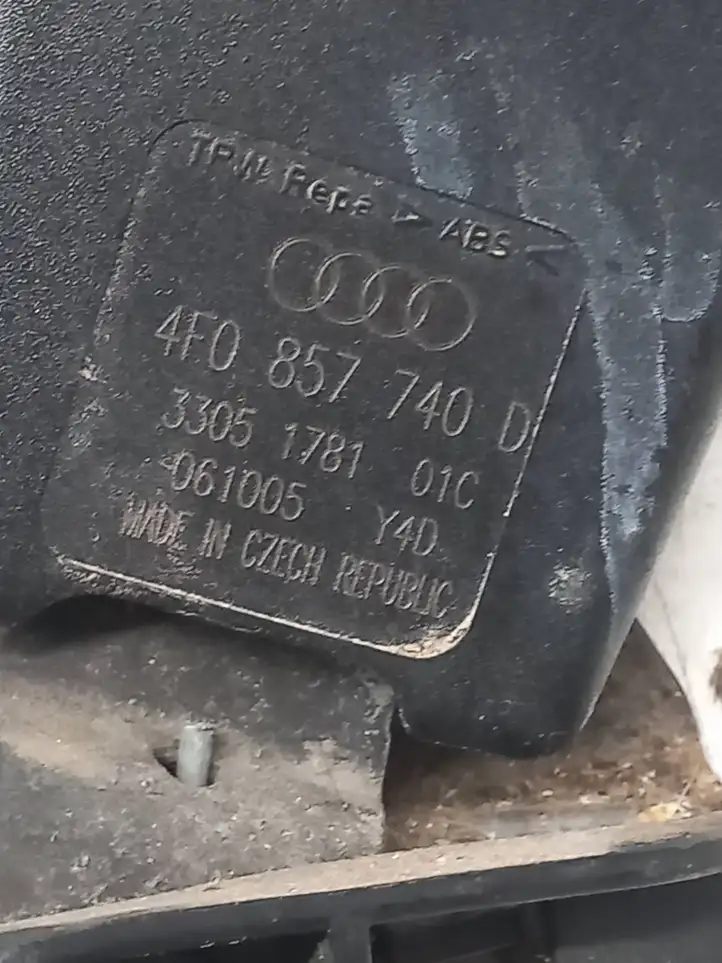 Audi A6 S6 C6 4F (2008 - 2011) 4F0857740D Замок заднего ремня — фото 3