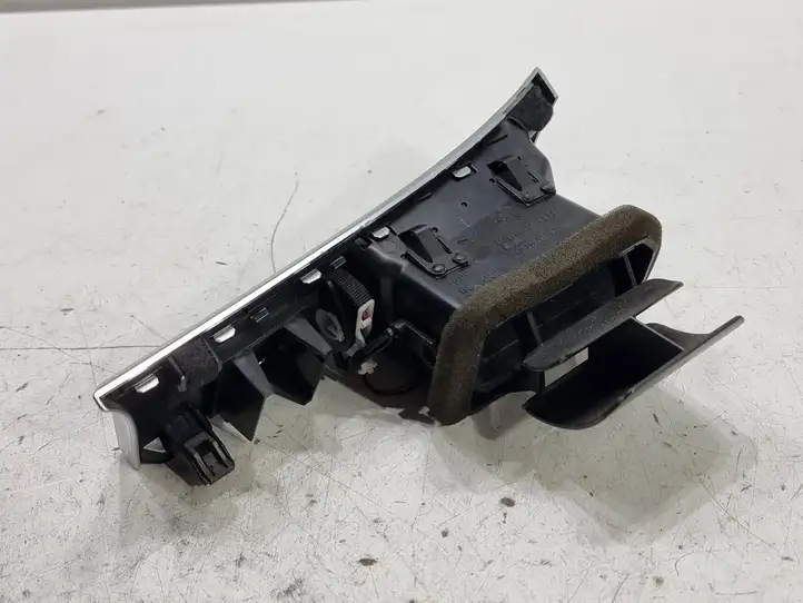 Audi A6 S6 C6 4F (2004 - 2008) 4F1820901 Боковой воздушный дефлектор — фото 4