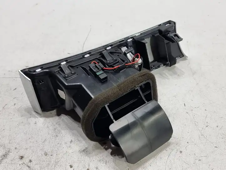 Audi A6 S6 C6 4F (2004 - 2008) 4F1820901 Боковой воздушный дефлектор — фото 6