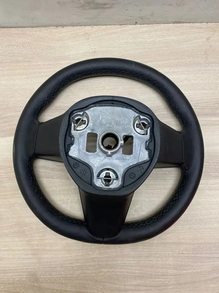 Tesla Model 3 (2017 - 2023) 800283801 Модуль комфорта — фото 8