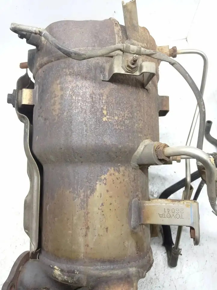 Toyota Corolla Verso AR10 (2004 - 2009) Катализатор / DPF / FAP — фото 3