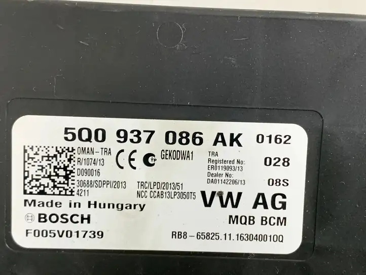 Skoda Octavia Mk3 (5E) (2013 - 2019) 5Q0937086AK Модуль комфорта — фото 3