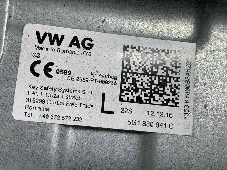 Skoda Octavia Mk3 (5E) (2013 - 2019) 5G1880841C Коленная подушка безопасности — фото 4