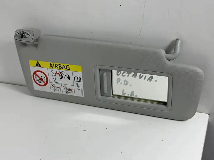 Skoda Octavia Mk3 (5E) (2013 - 2019) 5G0857552 Солнцезащитный козырек — фото 1