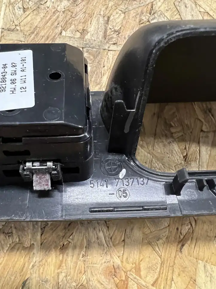 BMW X5 E70 (2006 - 2013) 7137137 Кнопка стеклоподъемников — фото 2