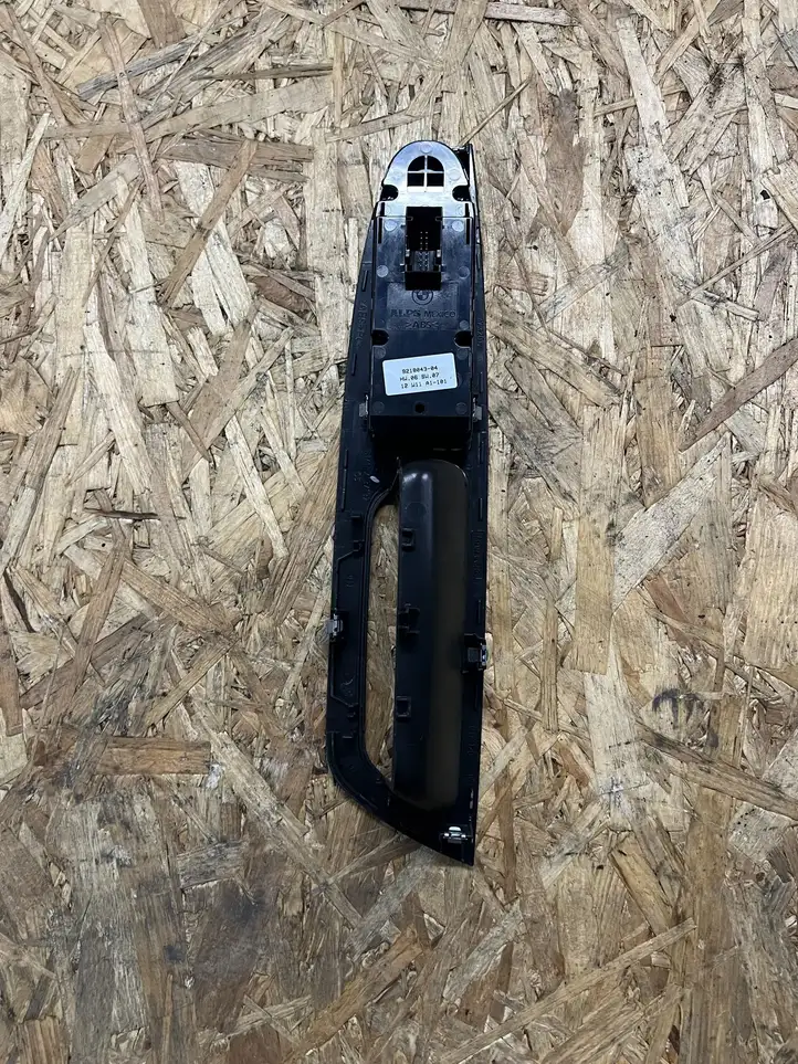 BMW X5 E70 (2006 - 2013) 7137137 Кнопка стеклоподъемников — фото 4
