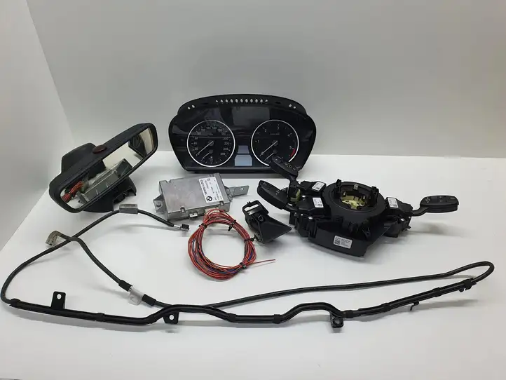 BMW 5 E60 E61 (2004 - 2010) 9137716 Камера в лобовом стекле — фото 1