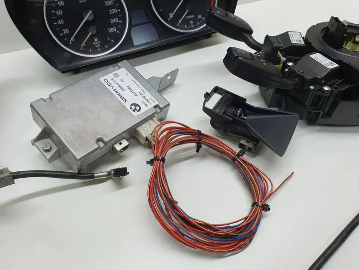 BMW 5 E60 E61 (2004 - 2010) 9137716 Камера в лобовом стекле — фото 8