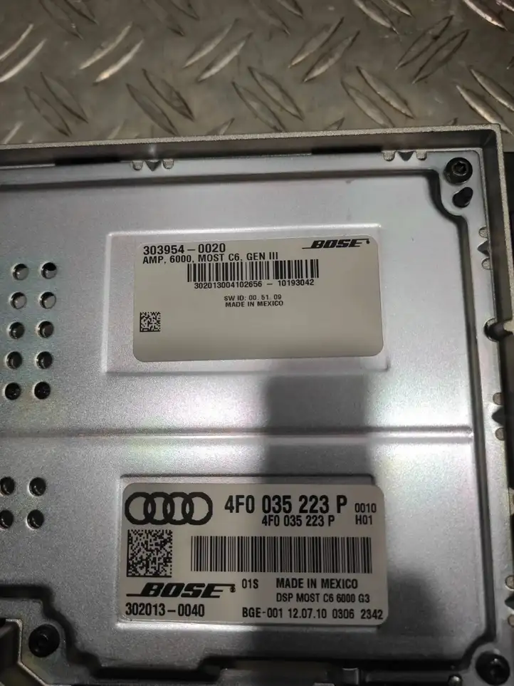 Audi A6 S6 C6 4F (2008 - 2011) 4F0035223P Усилитель звука — фото 6