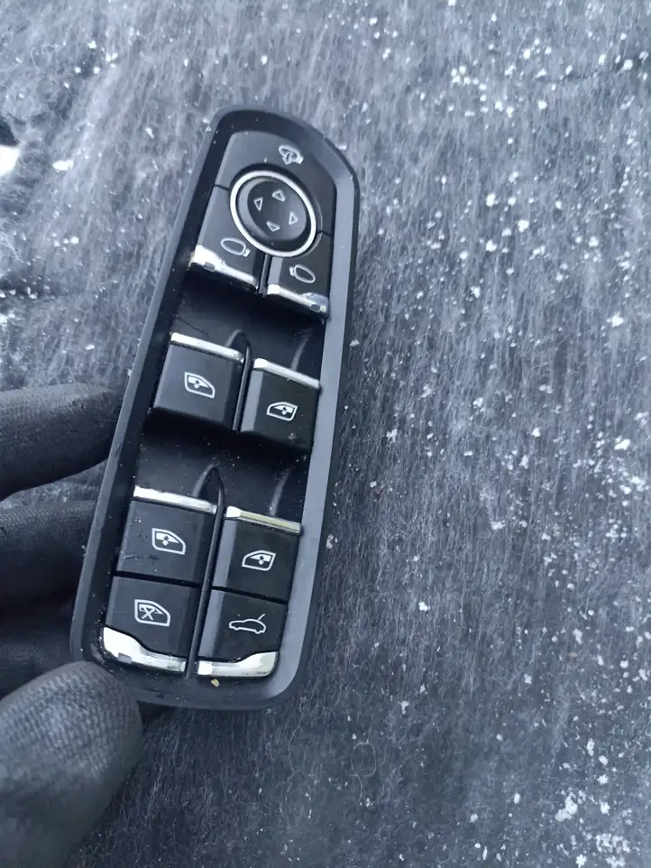 Porsche Cayenne (92A) (2011 - 2017) 7PP959858R Кнопка стеклоподъемников — фото 1