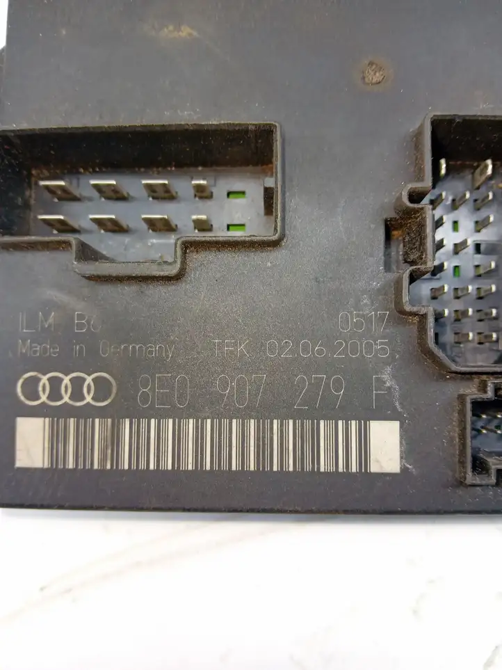 Audi A4 S4 B6 8E 8H (2000 - 2006) 8E0907279F Модуль комфорта — фото 3