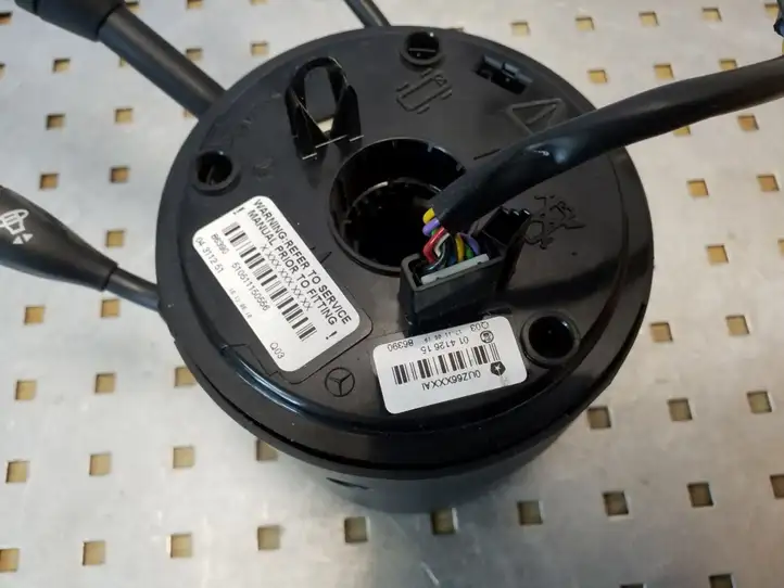 Chrysler 300 - 300C (2005 - 2011) 01412615 Контактное кольцо SRS — фото 2