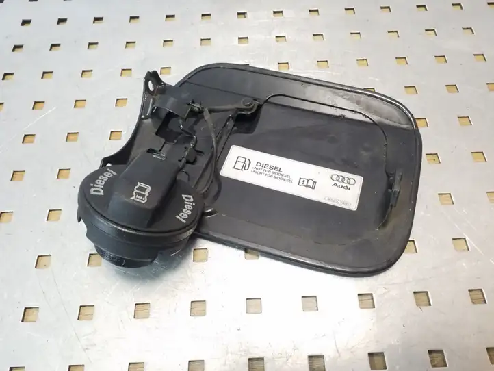 Audi A4 S4 B7 8E 8H (2004 - 2009) 4E0010376R Крышка топливного бака — фото 1