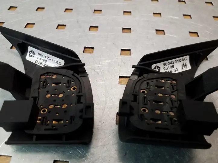 Jeep Grand Cherokee (WJ) (1998 - 2004) 56042311AC Кнопки на рулевом колесе — фото 3