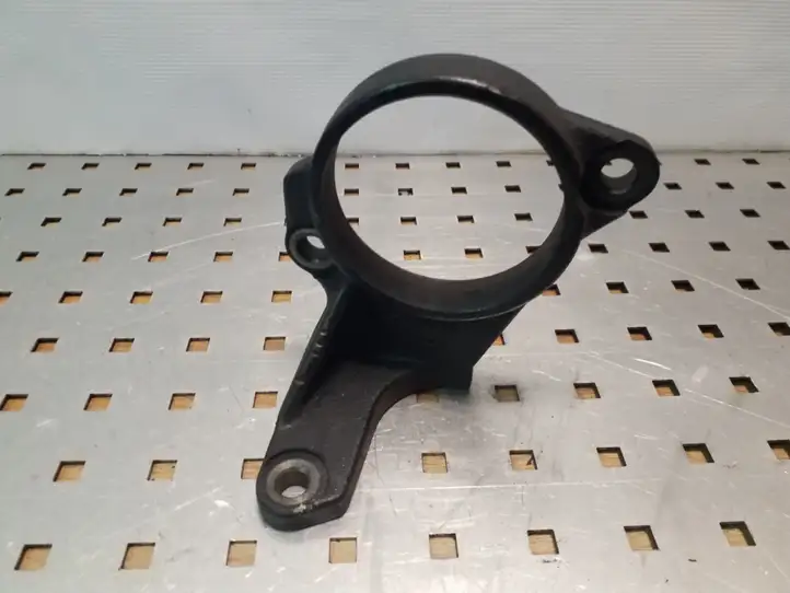 Toyota Avensis T250 (2003 - 2006) 4345705030 Кронштейн подвесного подшипника — фото 1