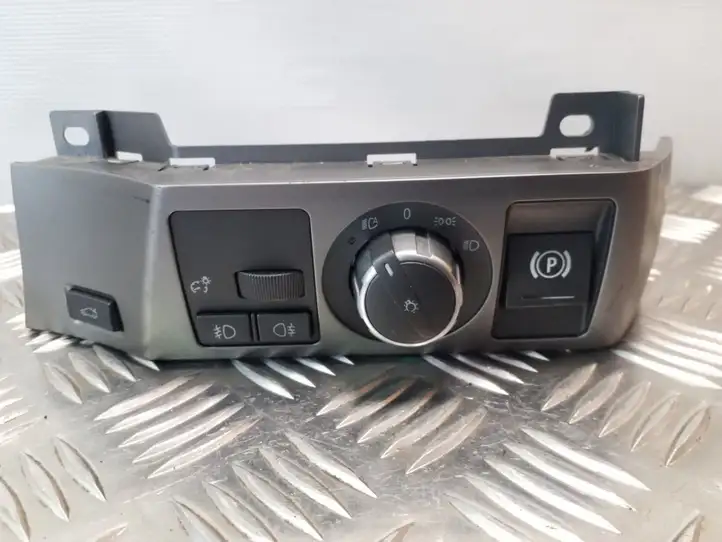 BMW 7 E65 E66 (2001 - 2008) 6131694199702 Включатель фонарей — фото 2