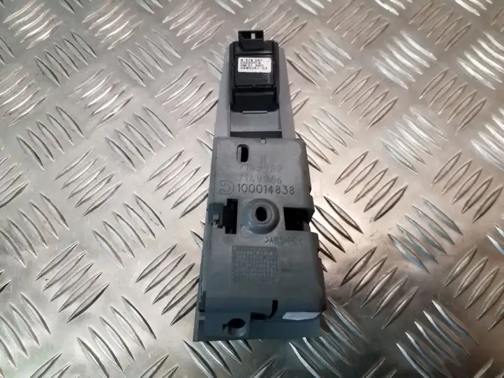 BMW 7 E65 E66 (2001 - 2008) 8379597 Блок кнопок стеклоподъемников — фото 4