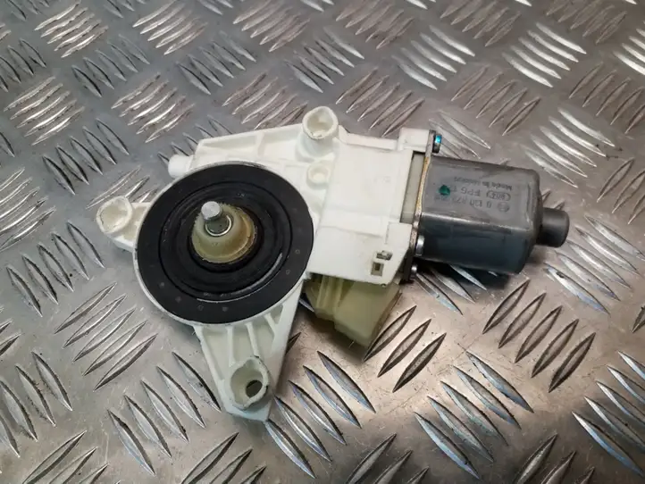 Mercedes-Benz ML W164 (2005 - 2011) 0130822281 Стеклоподъемник задней двери — фото 1