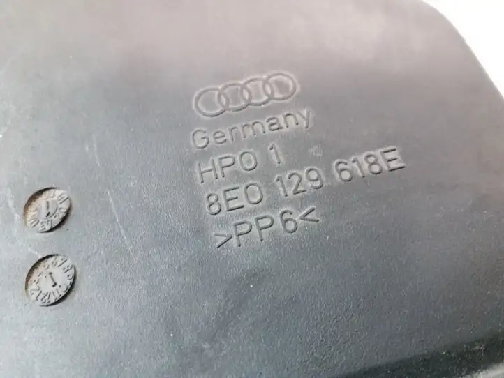 Audi A4 S4 B6 8E 8H (2000 - 2006) 8E0129618E Детали воздухозаборника — фото 3