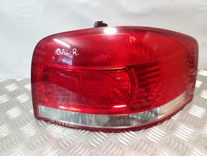 Audi A3/S3 8P (2003 - 2005) 8P0945096019S Задний фонарь в кузове — фото 1