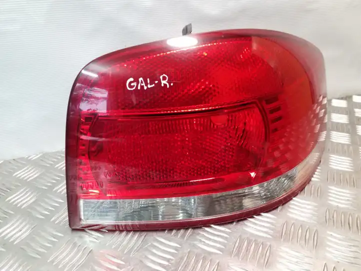 Audi A3/S3 8P (2003 - 2005) 8P0945096019S Задний фонарь в кузове — фото 2