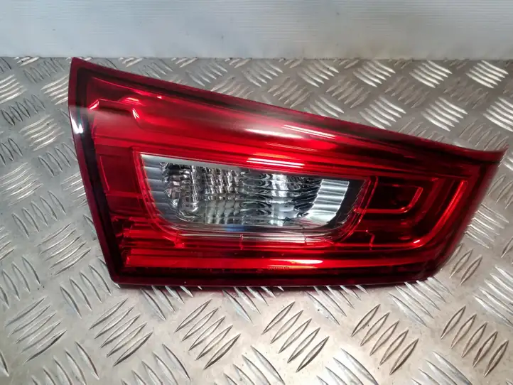 Mitsubishi ASX (2010 - 2016) Задний фонарь в крышке багажника — фото 1