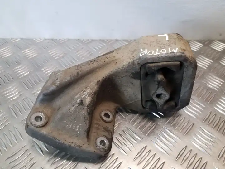 Jeep Grand Cherokee (WK) (2004 - 2010) 52090309AE Опора двигателя — фото 1