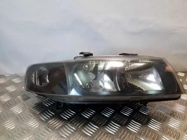 Seat Toledo II (1M) (1998 - 2006) 67742741 Передняя фара — фото 3