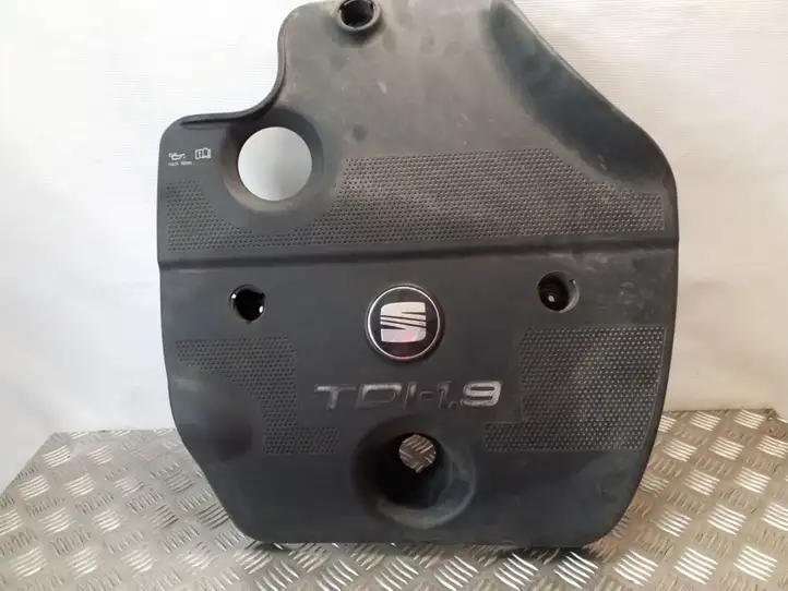 Seat Toledo II (1M) (1998 - 2006) 038103935 Крышка двигателя декоративная — фото 3