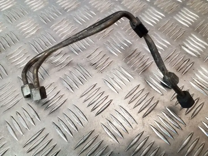 Volvo S80 (2004 - 2006) Трубка подачи топлива в форсунки — фото 2