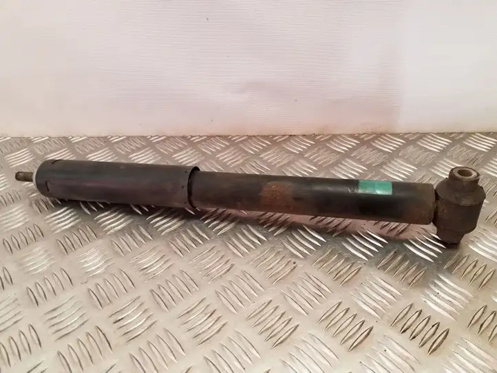 Volvo V70 (2004 - 2007) Задний aмортизатор — фото 2