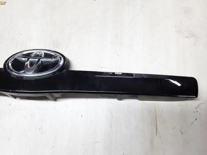 Toyota Corolla Verso AR10 (2004 - 2009) 768110F060 Обшивка багажника — фото 5