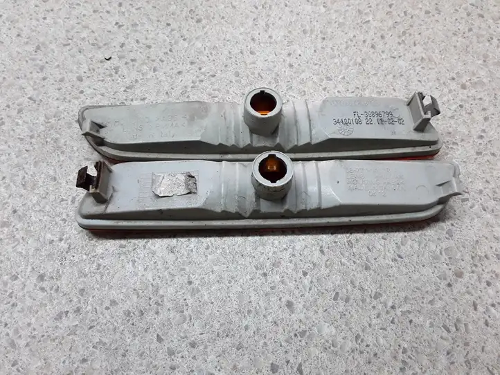 Volvo S40, V40 (2000 - 2004) 30896799 Указатель поворота передний — фото 3
