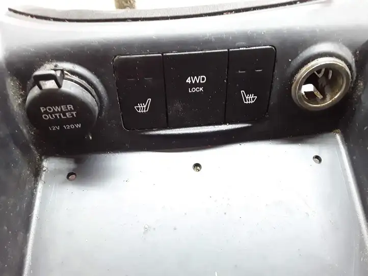Hyundai Santa Fe (2005 - 2009) 846152B000 Включатель обогрева — фото 1