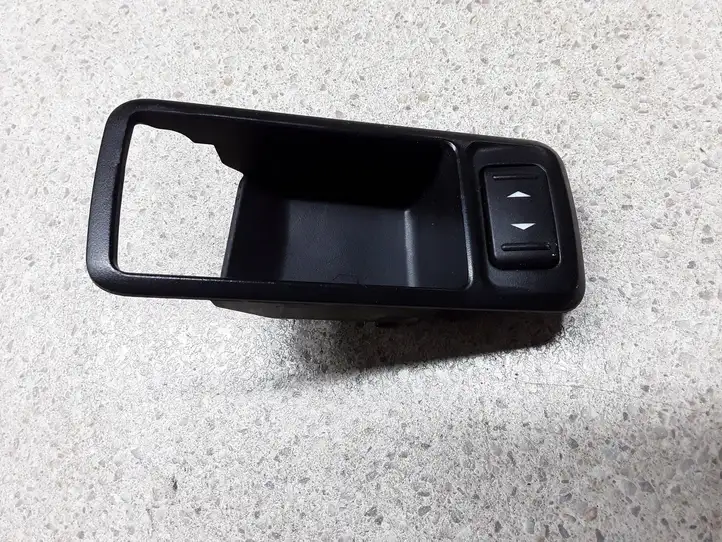 Ford Focus (2005 - 2008) 3M51226A36AE Кнопка стеклоподъемников — фото 1