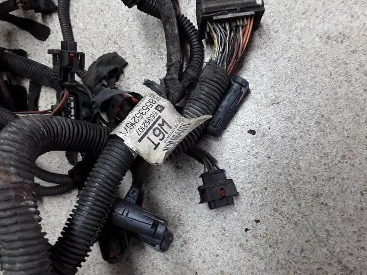 Opel Astra H (2004 - 2009) 55352107 Проводка двигателя — фото 5