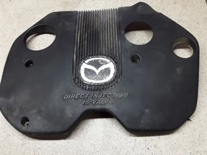 Mazda Premacy (1999 - 2005) RF3P10231 Крышка двигателя декоративная — фото 1